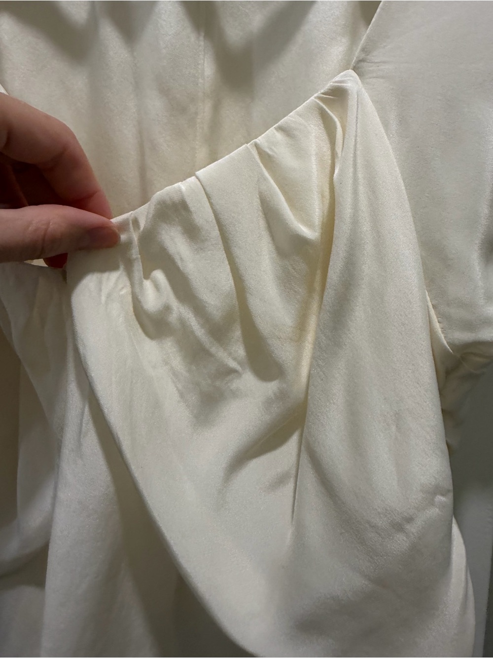 Frame Ivory Ruffle Flutter Sleeve V Neck Blouse - Picture 5 of 8